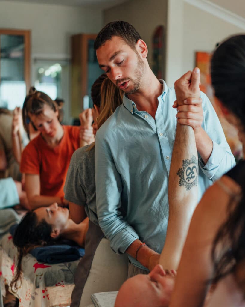 Dylan Smith Teaching Abhyanga Ayurvedic Massage